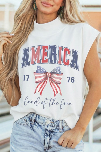 WHITE “AMERICA FLAG” GRAPHIC PULLOVER