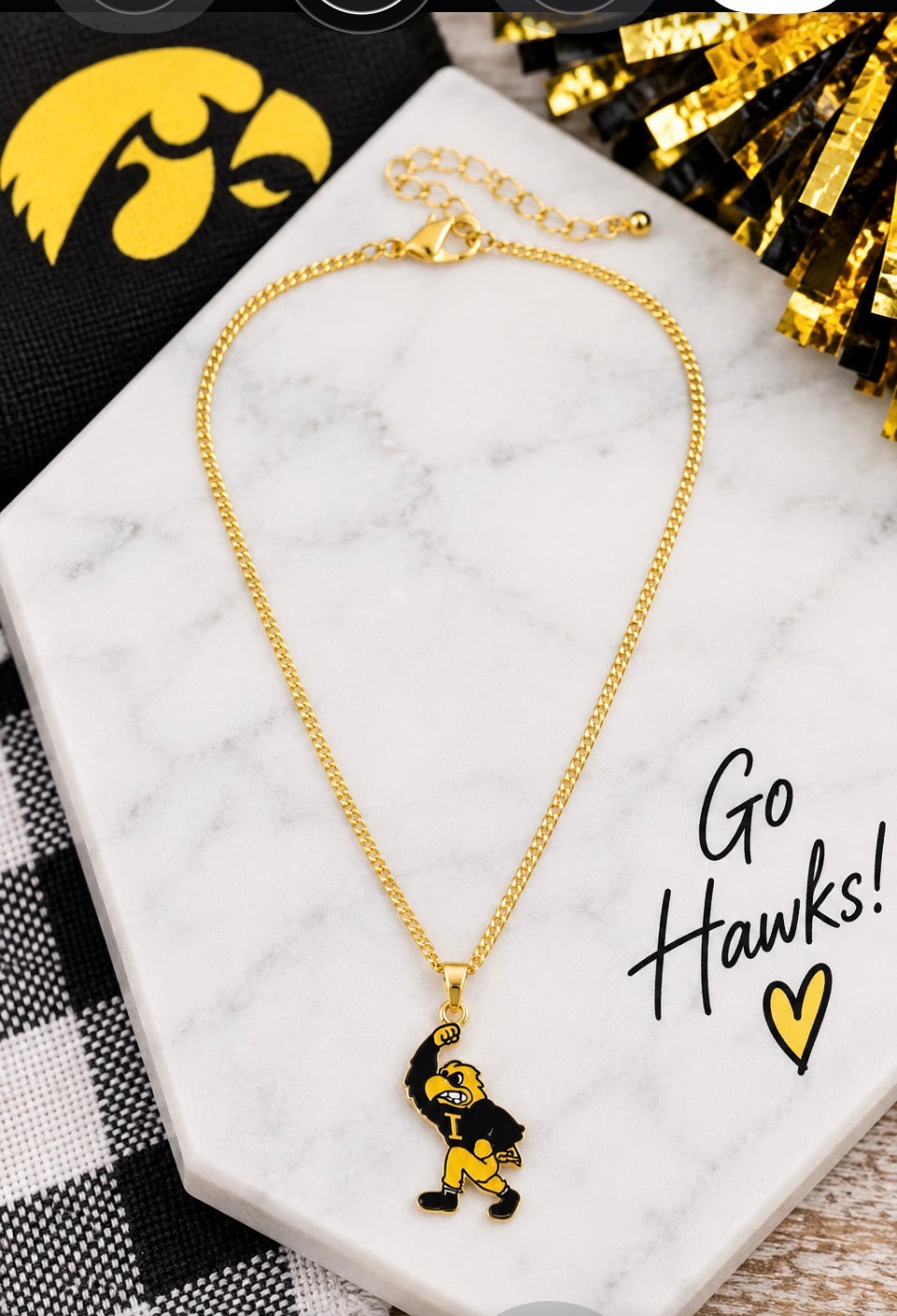 IOWA HAWKEYE ICON NECKLACE