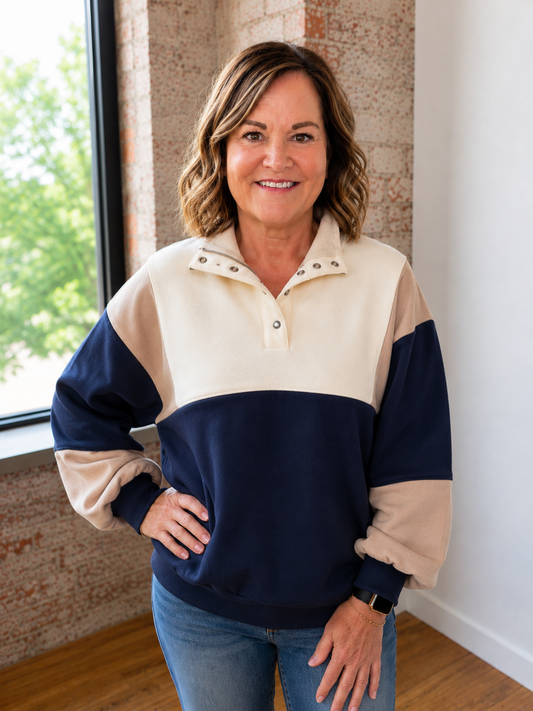 NAVY COLOR BLOCK PULLOVER