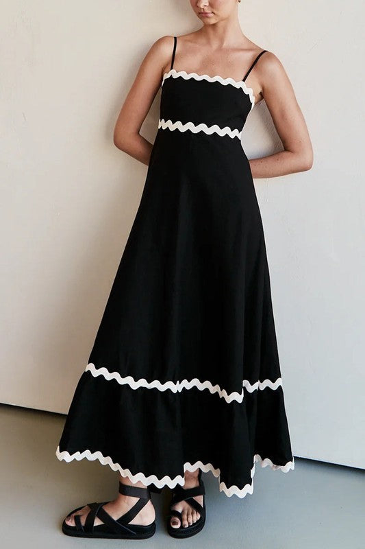 BLACK PLEATED SQUARE NECK MAXI DRESS