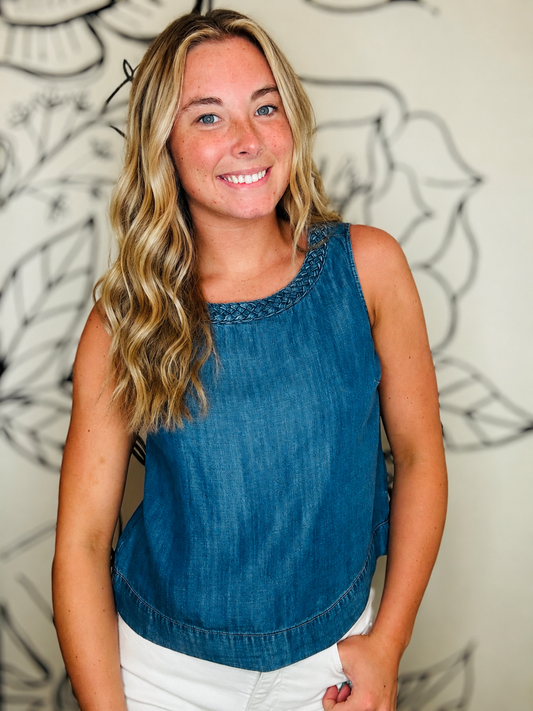TRU LUXE CHAMBRAY SLEEVELESS TOP