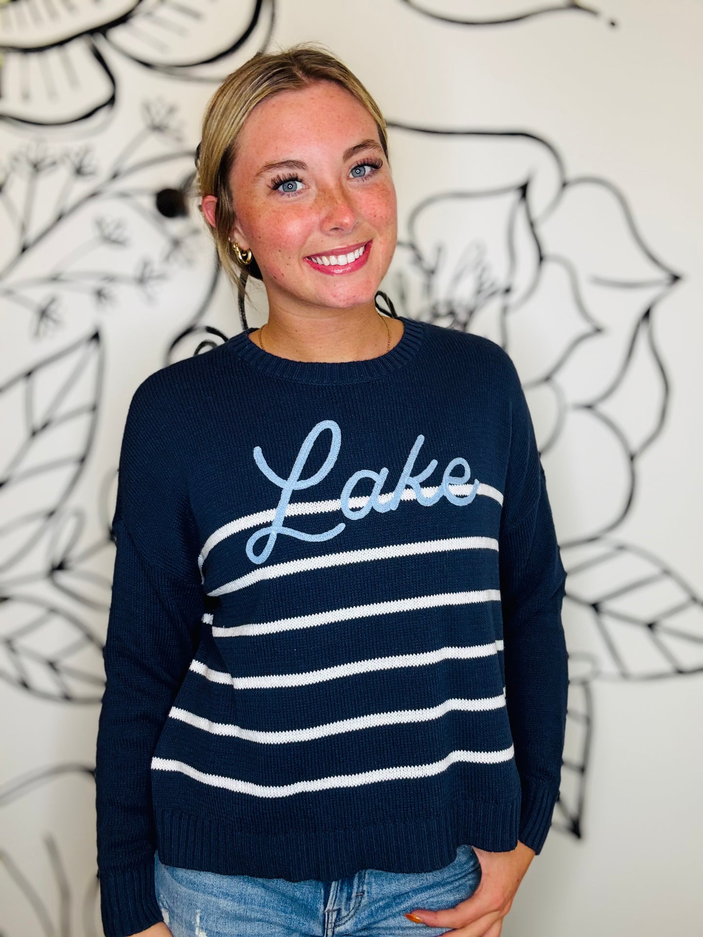 SHIRALEAH CHICAGO NAVY STRIPE “LAKE” GRAPHIC SWEATER