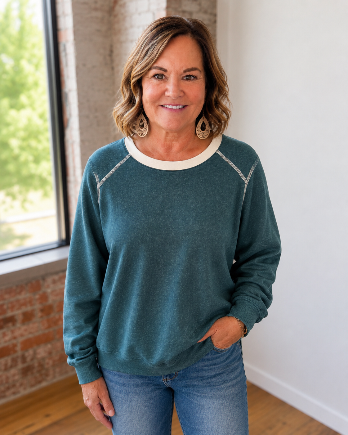 DEEP TEAL EVERYDAY PULLOVER