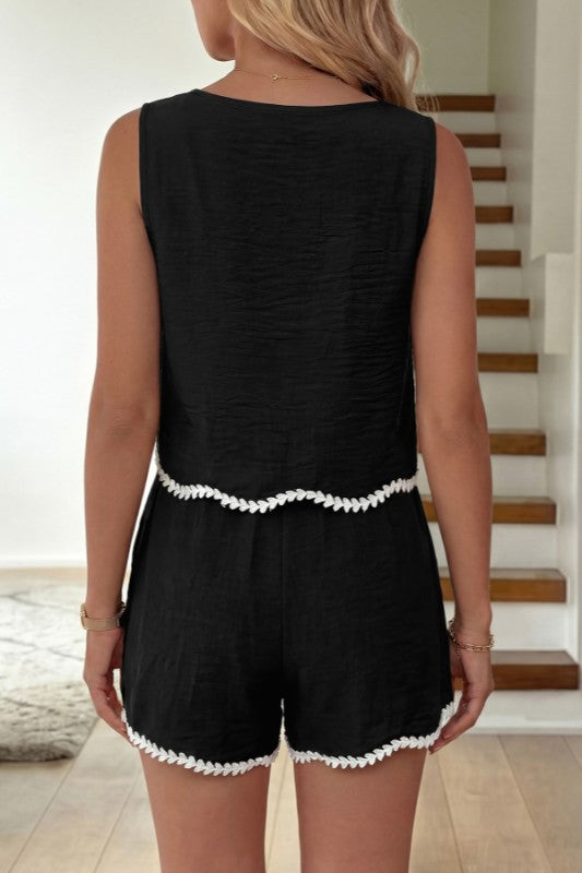 BLACK CONTRAST TRIM SHORT SET