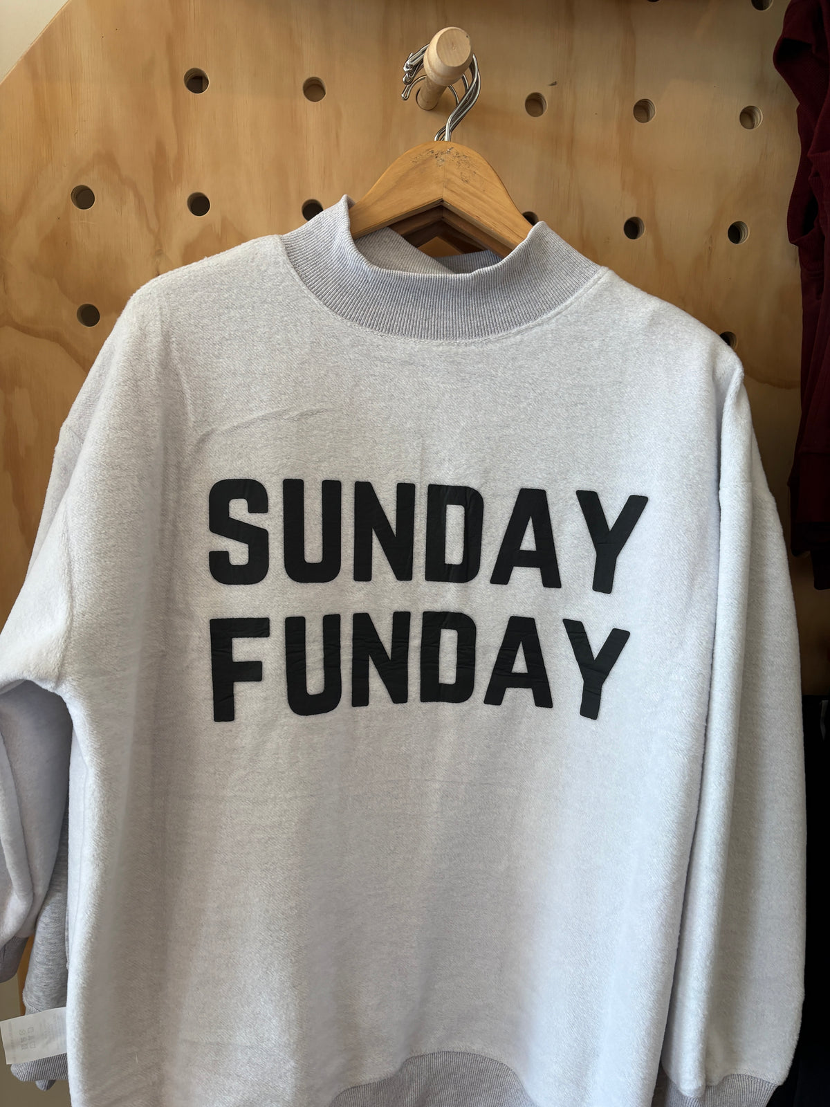 REVERSIBLE HIGH NECK CREW