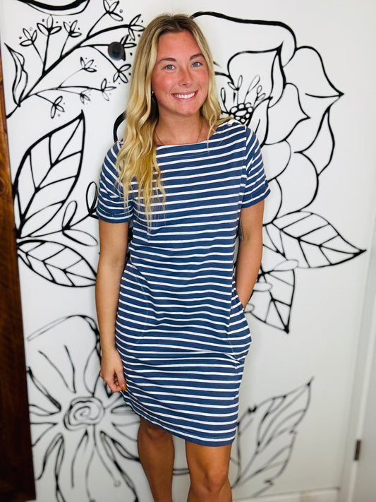 NAVY STRIPE T-SHIRT DRESS