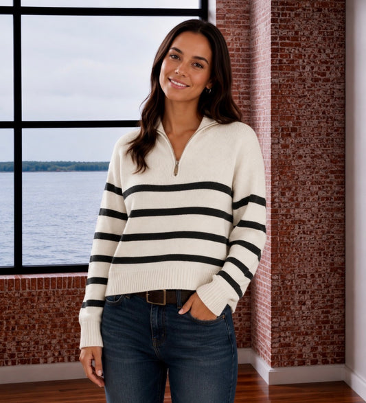 WHITE AND BLACK ZIP COLLAR SWEATER