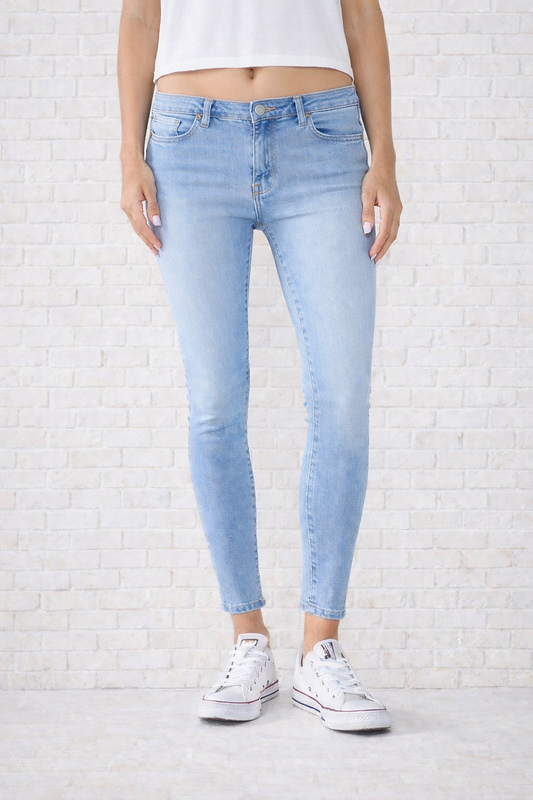 Light Wash Skinny Denim