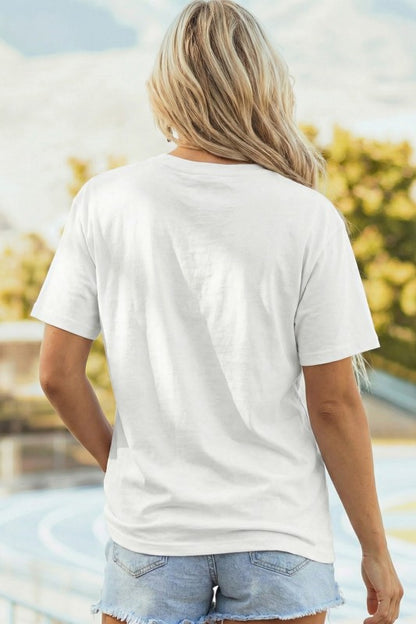 WHITE VINTAGE “FRESH CHERRIES” GRAPHIC TEE