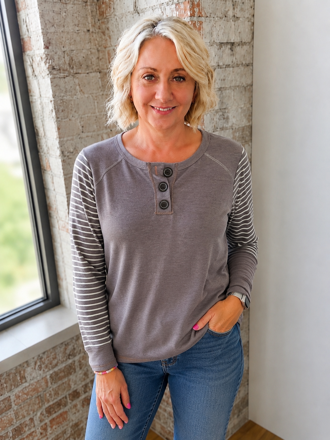 EVERYDAY COMFORT HENLEY TOP