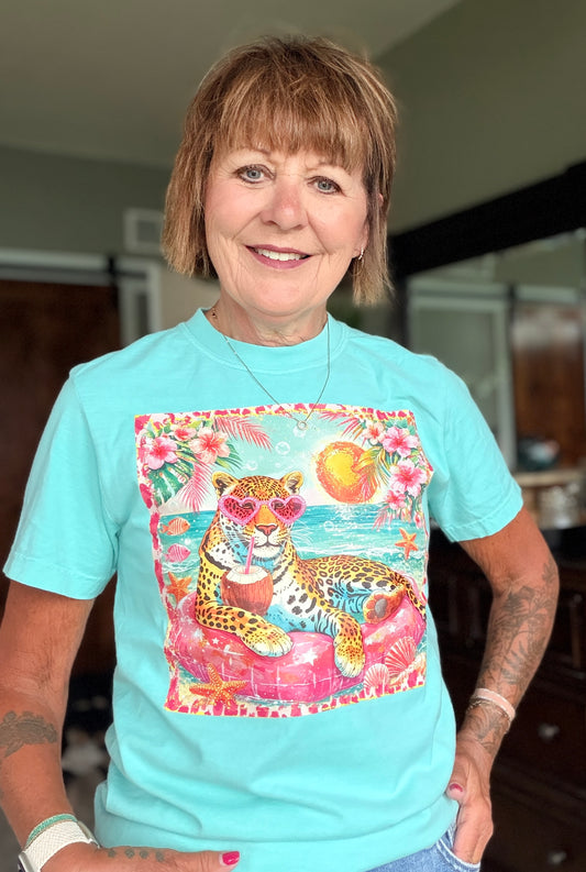 TURQUOISE “LEOPARD” GRAHIC TEE