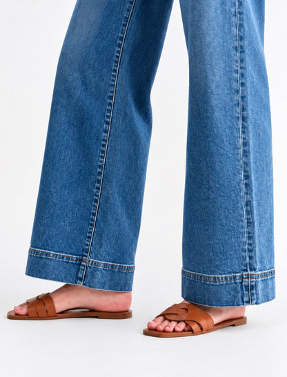 MICA MID-RISE WIDE LEG JEAN