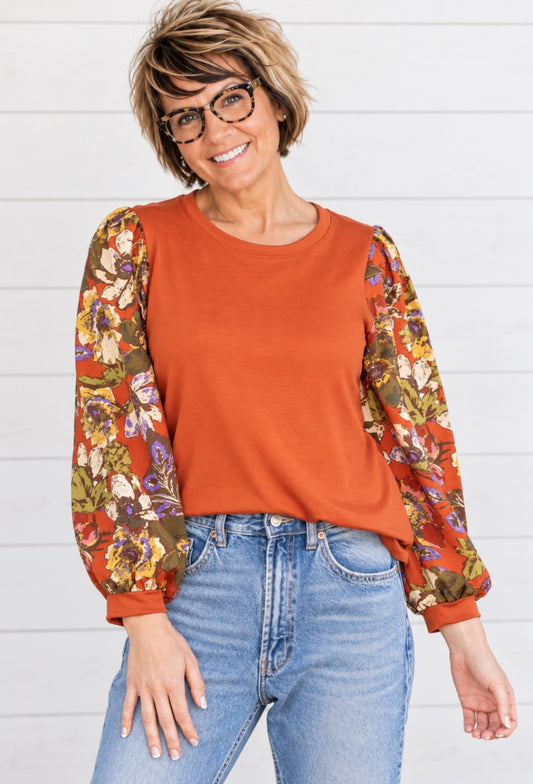 CHERYL’S SOLID TOP WITH FLORAL SLEEVES