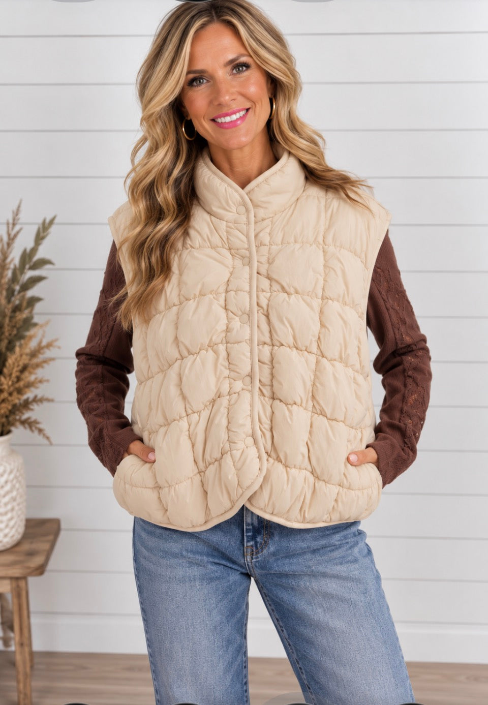 QUILTED PUFFER VEST WITH POCKETS