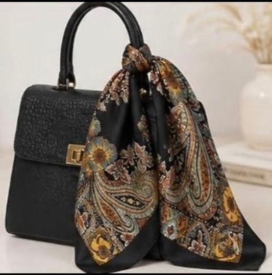 CLASSIC PAISLEY SCARF