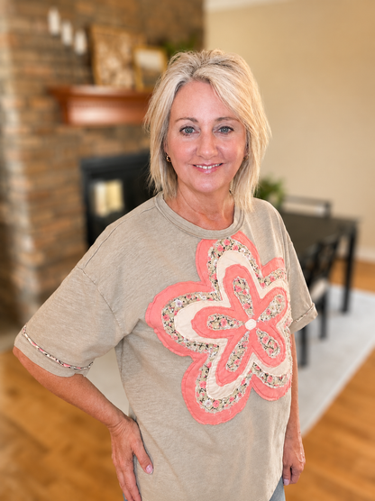 SAGE AND FIG FLORAL APPLIQUÉ TOP
