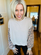 Load image into Gallery viewer, Leopard Sleeve Top
