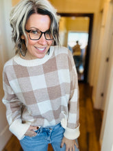 Load image into Gallery viewer, Checked Oversize Sweater
