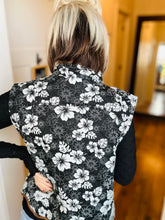 Load image into Gallery viewer, Floral Vest
