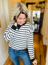 Load image into Gallery viewer, Stripe Lightweight Sweatshirt Tops 3 Colors
