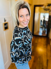 Load image into Gallery viewer, Light Blue Printed Yarn Sweater

