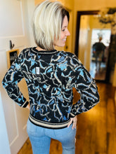 Load image into Gallery viewer, Light Blue Printed Yarn Sweater
