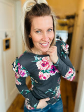 Load image into Gallery viewer, Floral Ruffle Top
