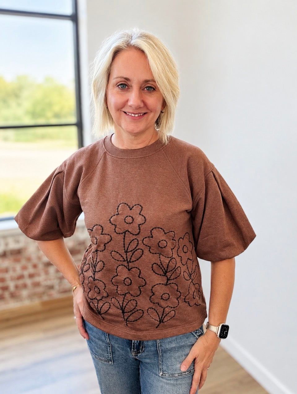 EMILY BROWN FLOWER EMBRODERY TOP