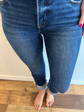 Load image into Gallery viewer, Risen Cuff Bottom
